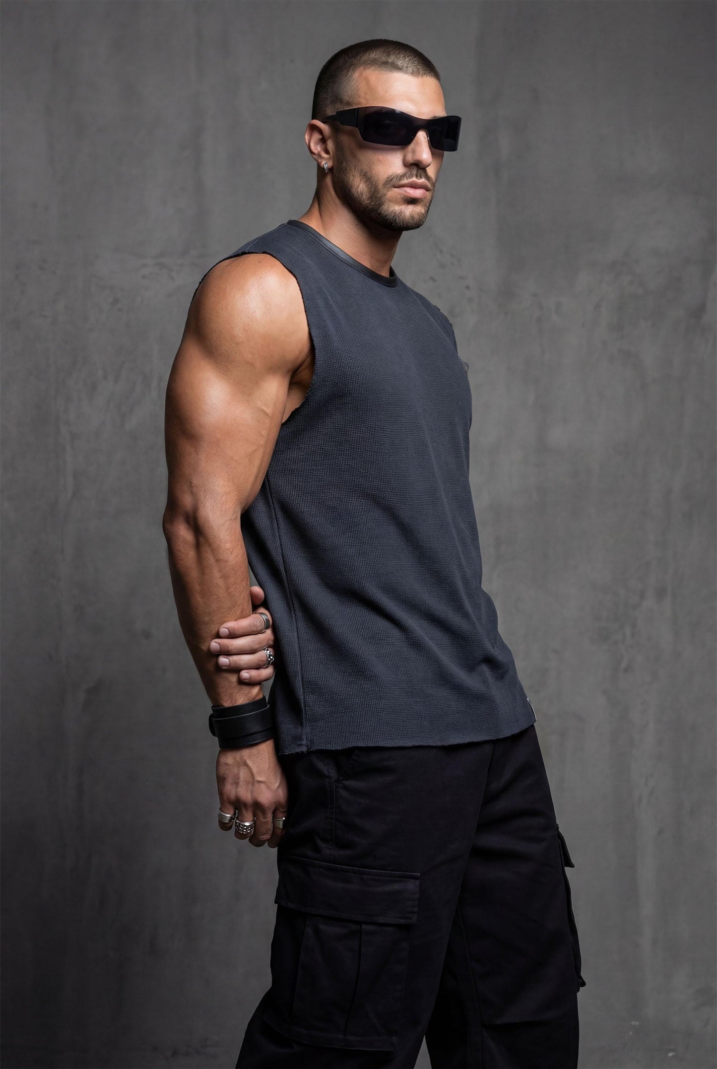 Black Sleeveless Muscle Fit T-shirt for Men | Textured Tank Top